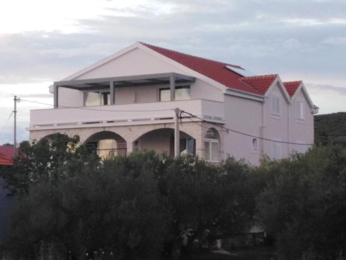Solmaris Apartments Sukošan Eksteriør bilde