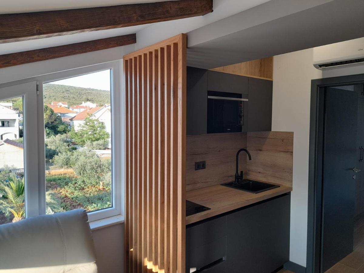 Solmaris Apartments Sukošan Eksteriør bilde