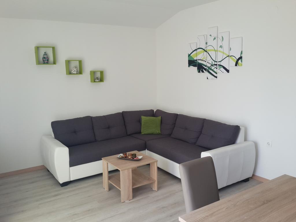Solmaris Apartments Sukošan Eksteriør bilde