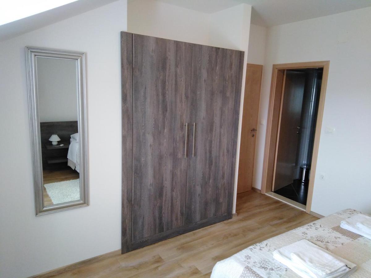 Solmaris Apartments Sukošan Eksteriør bilde