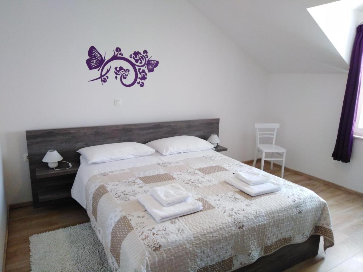 Solmaris Apartments Sukošan Eksteriør bilde